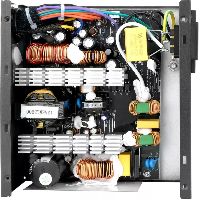 Netzteil Thermaltake TR2 S 650W – ATX, 20+4-pin, 80 PLUS, 120-mm-Lüfter, Schwarz