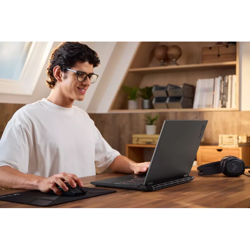 ASUS TUF Gaming A16 FA608UP-RV019W AMD Ryzen™ 7 260 Laptop 40,6 cm (16 Zoll) WUXGA 32 GB DDR5-SDRAM 1 TB SSD NVIDIA GeForce RTX 5070 Wi-Fi 6E (802.11ax) Windows 11 Home German Grau