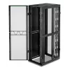 APC NetShelter SX, Server Rack Gehäuse, Gen 2, 52U, 2436H x 800B x 1200T mm, mit Seitenwänden, Schwarz