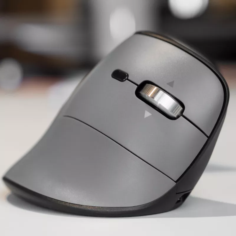 BakkerElkhuizen FastForward Pro Maus, Rechtshänder, Vertikales Design, Optisch, RF Wireless + Bluetooth + USB Typ-C, 5000 DPI, Schwarz, Grau