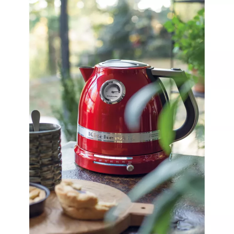 KitchenAid 5KEK1522ECA elektrischer Wasserkocher 1,5 l 2400 W Rot