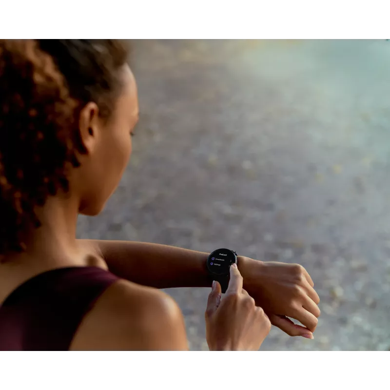 Smartwatch Amazfit Active Max rund AMOLED 1,5 Zoll 480×480 Touchscreen 64 MB RAM 4 GB 658 mAh Schwarz