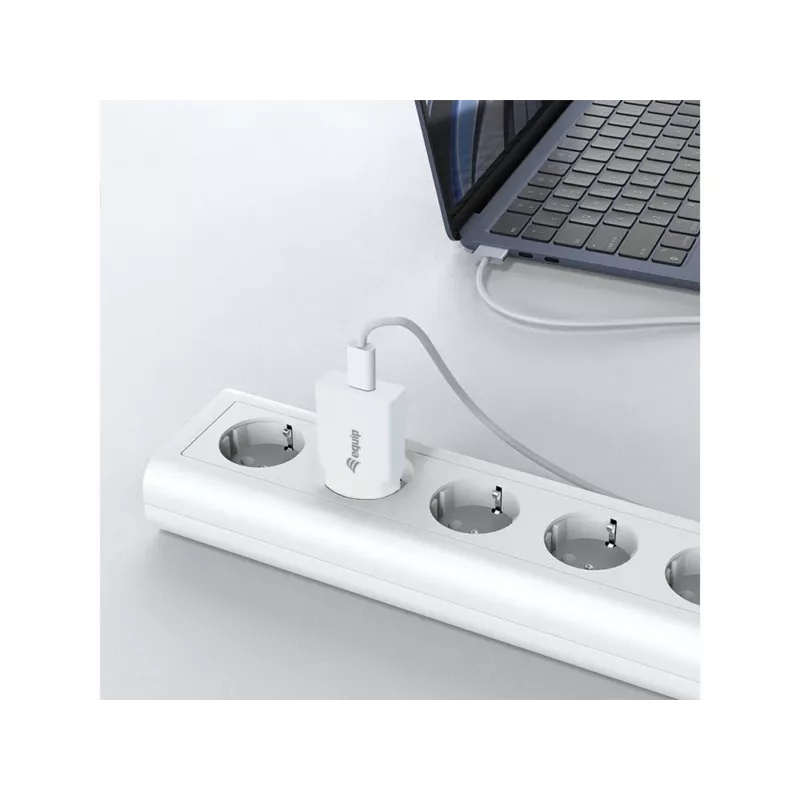 Wandladegerät EQUIP 1-Port 20W GaN USB-C PD — 100–240V Eingang, 12V max. Ausgang, Weiß