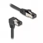 Netzwerkkabel DeLOCK RJ45 Cat.8.1 90° nach unten abgewinkelt / gerade 5 m schwarz
