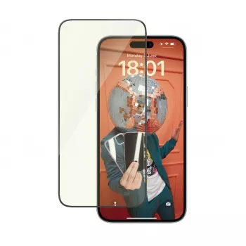 PanzerGlass Eyecare Displayschutzglas für iPhone 15 Plus — Ultra-Wide Fit, stoßfest, Trockenmontage
