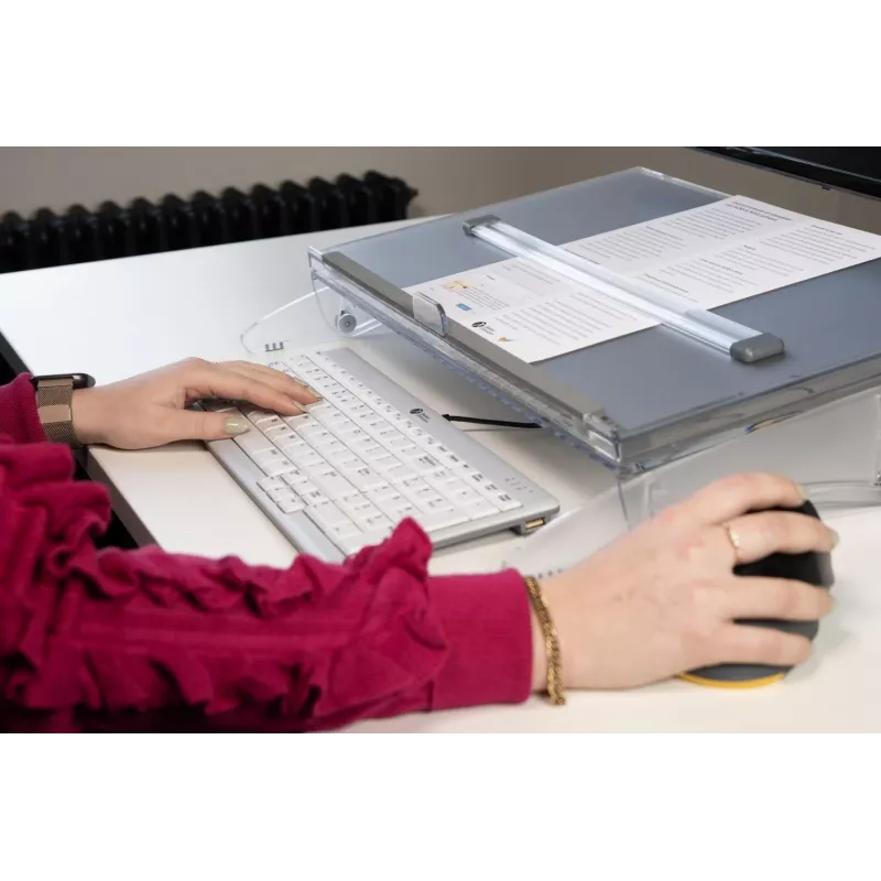 BakkerElkhuizen FlexDesk 640 mit ComfortRead höhenverstellbarer Tisch