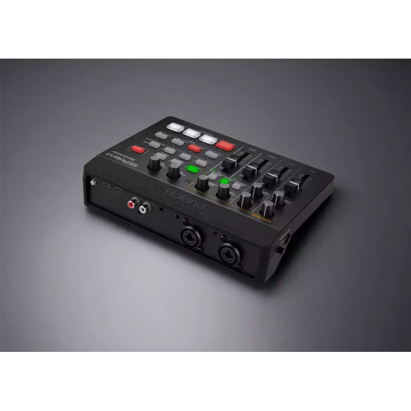 Audio Interface Roland AeroCaster Schwarz 24 bit 48 kHz Phantom Power 48 V
