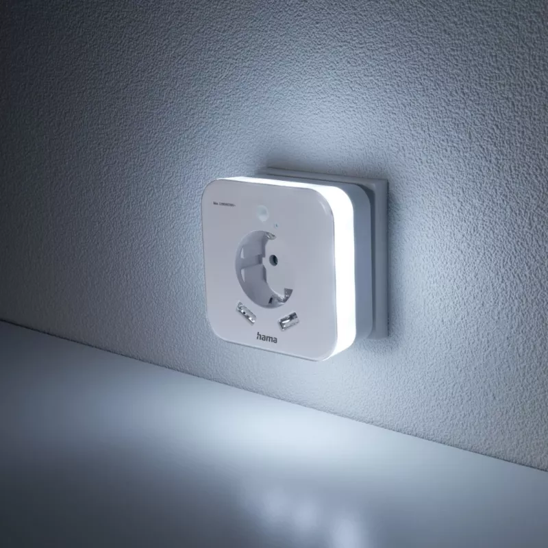 Hama 00223498 LED-Nachtlicht mit Steckdose, 2 USB-Ausgängen, Bewegungs- und Lichtsensor