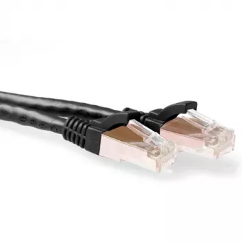 ACT Schwarzes 2-Meter SFTP CAT6A Patchkabel mit Rastnasenschutz und RJ45-Steckern