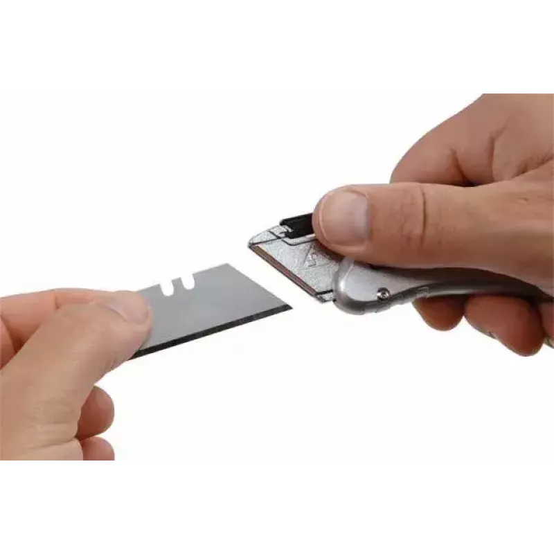 Cuttermesser Stanley 0-10-810 Schwarz Metallic mit Abbrechklinge