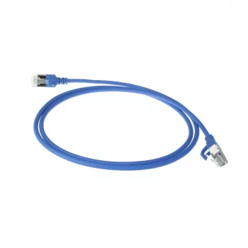 ACT Blau 7m LSZH U/FTP CAT6A Datacenter-Slimline-Patchkabel mit Rastnasenschutz und RJ45-Steckern