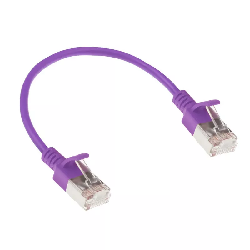 ACT Lila 0,5 Meter LSZH U/FTP CAT6A Datacenter Slimline Patchkabel mit Rastnasenschutz und RJ45-Steckern