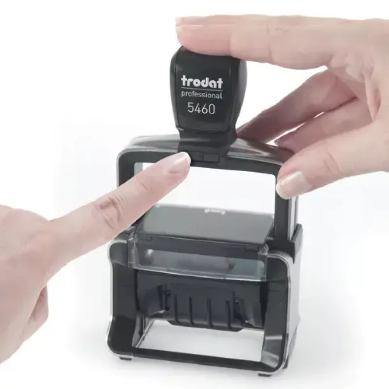 Selbstfärbender Datumstempel Trodat 5030 — Abdruck 4 x 27 mm, Größe 74 x 45 x 150 mm
