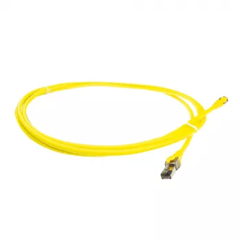 ACT Gelbes 5 Meter SFTP CAT8 Patchkabel rastnasenfrei mit RJ45-Steckern