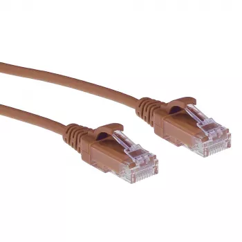 ACT braunes 10-Meter LSZH U/UTP CAT6 Datacenter Slimline Patchkabel mit Rastnasenschutz und RJ45-Steckern