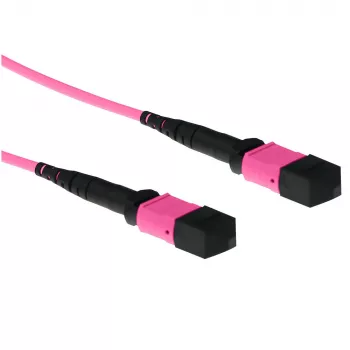 ACT 5 Meter Multimode 50/125 OM4 Polarity B Glasfaser-Patchkabel mit MTP-Buchsen