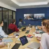 HP Poly Studio X72 All-in-One-Videoleiste mit TC10-Controller-Kit