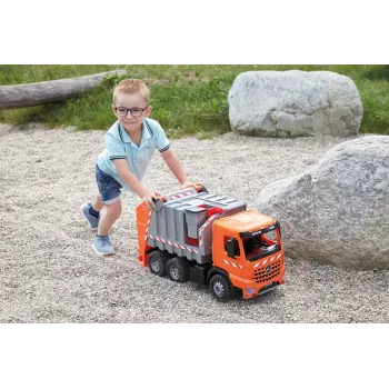 Lena GIGA TRUCKS Müllwagen Arocs mit Aufklebern