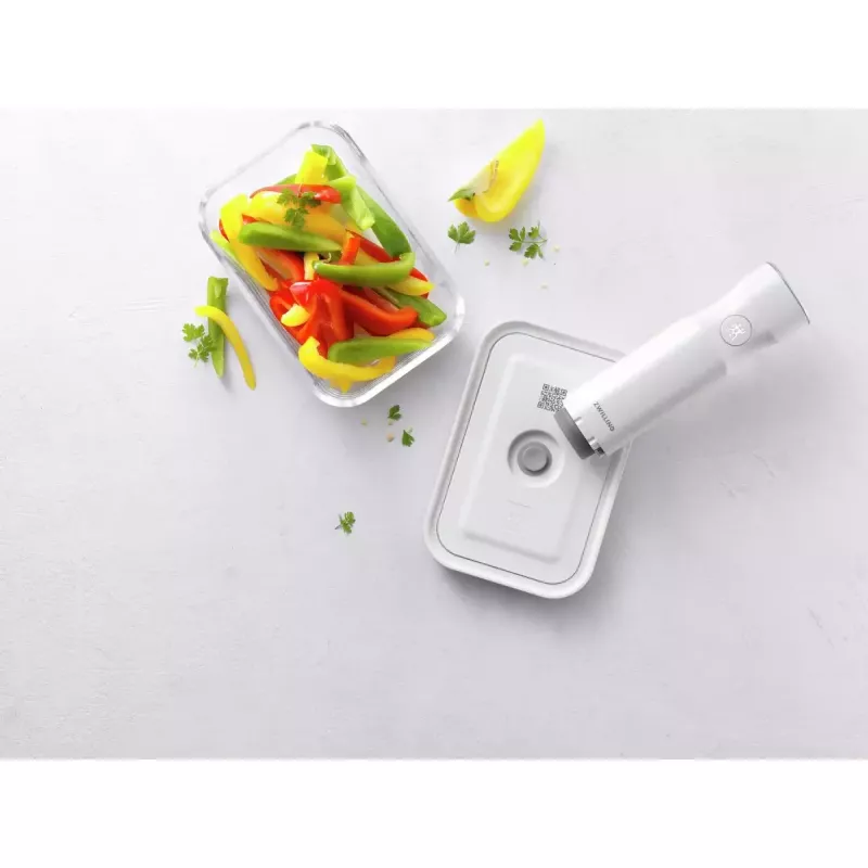 Lebensmittelaufbewahrungsbox ZWILLING FRESH & SAVE Rechteckig 0,9 L, Glasbehälter mit verschließbarem Kunststoffdeckel, ofen-/mikrowellen-/kühlschrankgeeignet