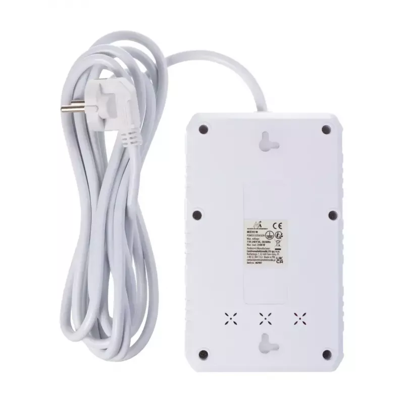 Steckdosenleiste MACLEAN MCE393 W — 4 Steckdosen + 3×USB, 110–240V, 2,1A USB, 2500W, 3 m, weiß