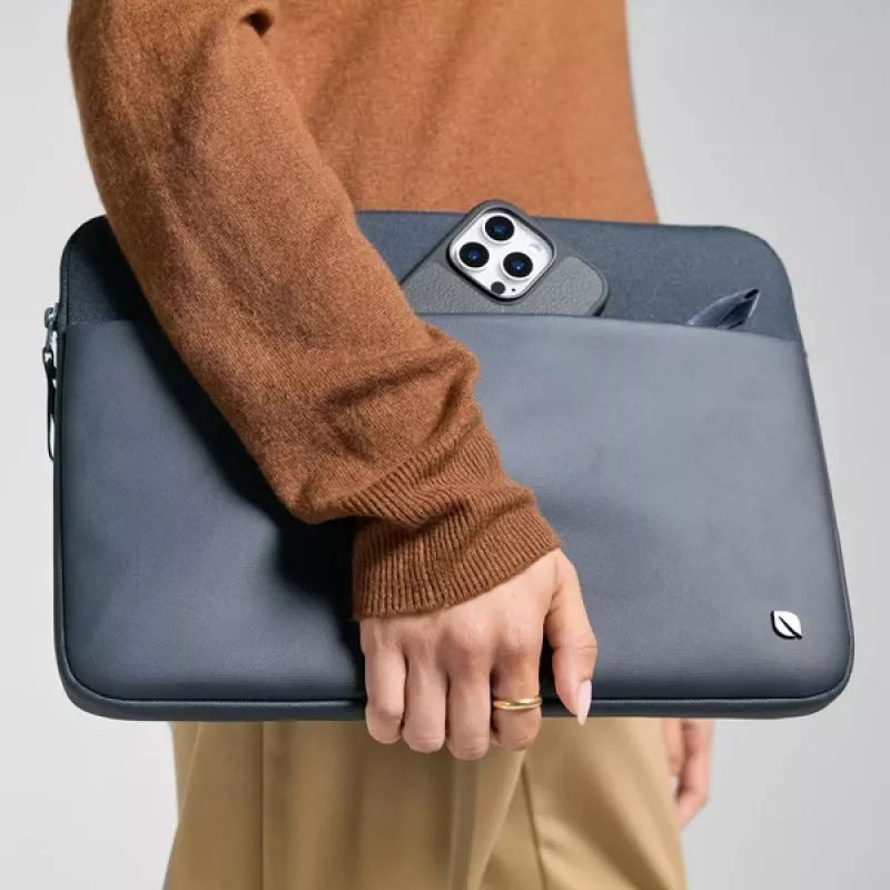 Incase A.R.C. Sleeve mit ReSpun 100 % recyceltem Polyester für 14-Zoll-Laptop (M1-M4, 2021-2024)