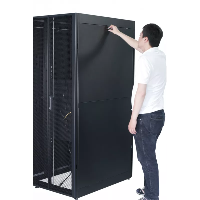 APC Easy Rack, 42U, Schwarz, mit Dach, Rollen, Füßen, 4 Halterungen und Seitenwänden, ohne Boden, 1991H x 600W x 800T mm