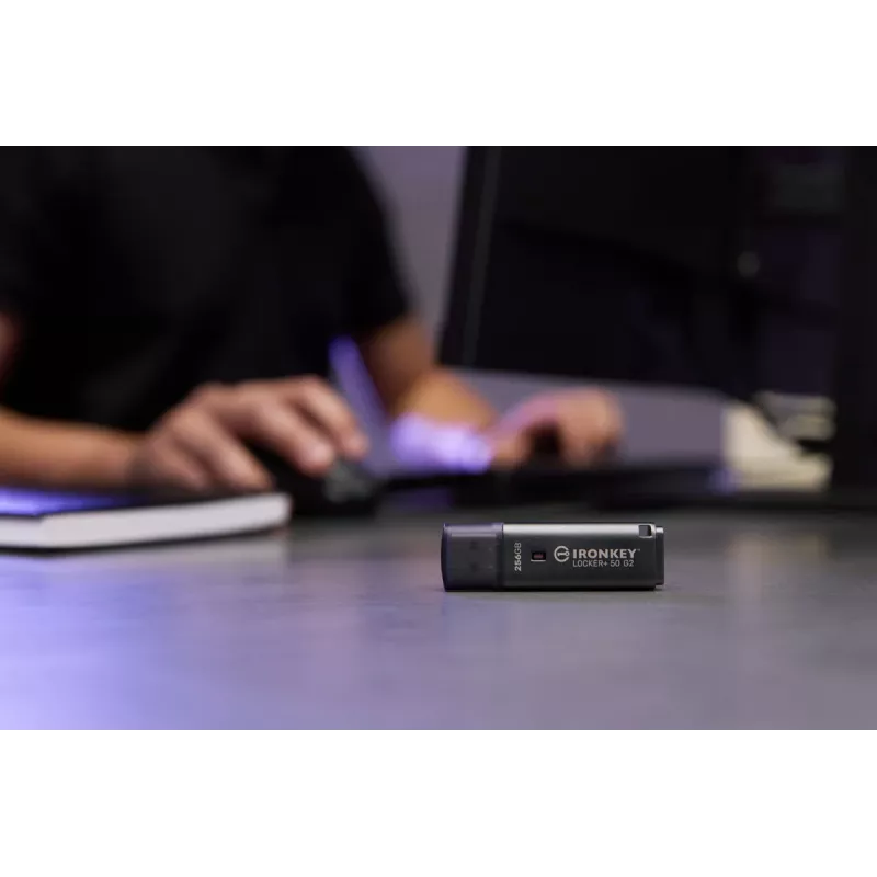 USB Flash Drive KINGSTON IronKey Locker Plus 50 G2 256 GB, USB Typ-A, USB 3.2 Gen 1, AES-256, FIPS 197