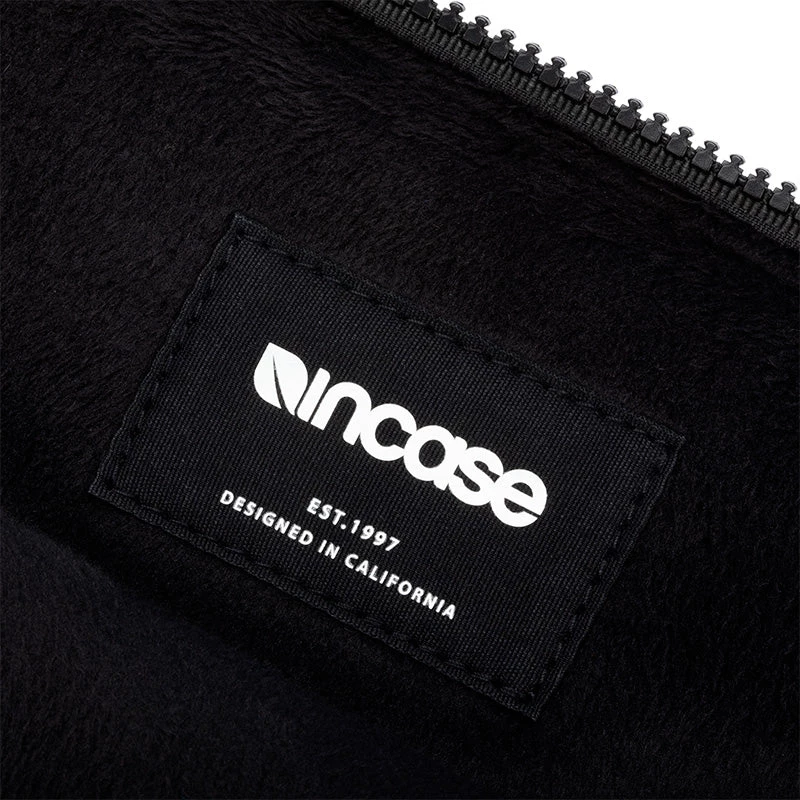 Incase Compact Sleeve mit Woolenex für 14 Zoll MacBook Pro (M1-M4, 2021-2024)