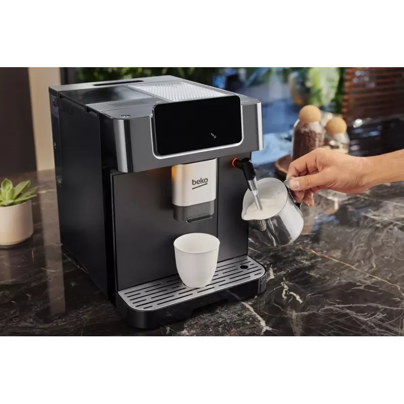 Beko CEG7302B CaffeExperto Kaffeevollautomat mit Dampfdüse