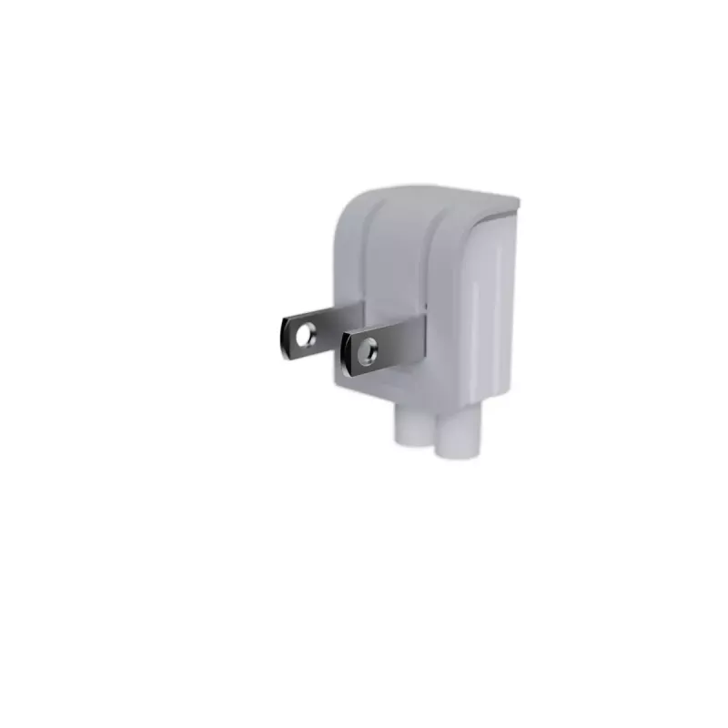 Tragbarer 140W GaN-Reiselader Xtorm XVC2140 mit 3× USB-C-PD-Anschlüssen und 2 m USB-C-Kabel, weiß