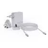 Tragbarer 140W GaN-Reiselader Xtorm XVC2140 mit 3× USB-C-PD-Anschlüssen und 2 m USB-C-Kabel, weiß