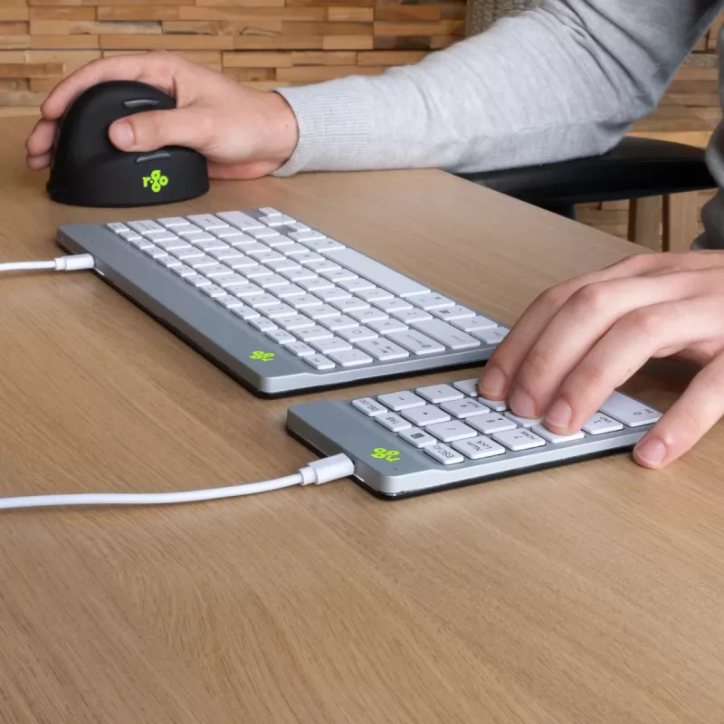 R-Go Tools Ziffernblock R-Go Numpad Break, ergonomischer Ziffernblock mit Pausensoftware, kabelgebunden, weiß