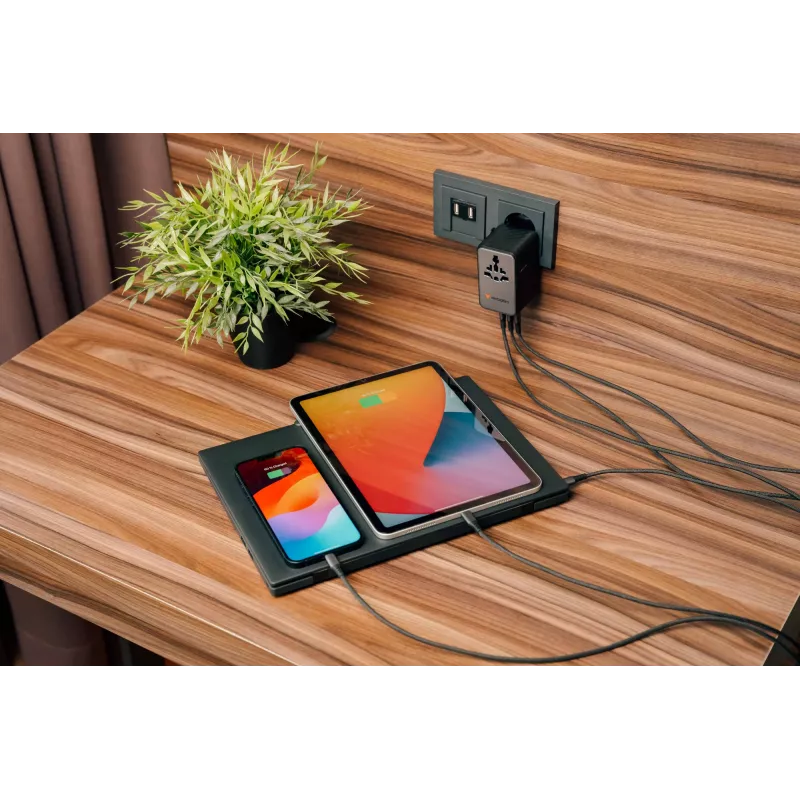 Verbatim Charge 'n' Travel 170W Universal-Reiseadapter Schwarz