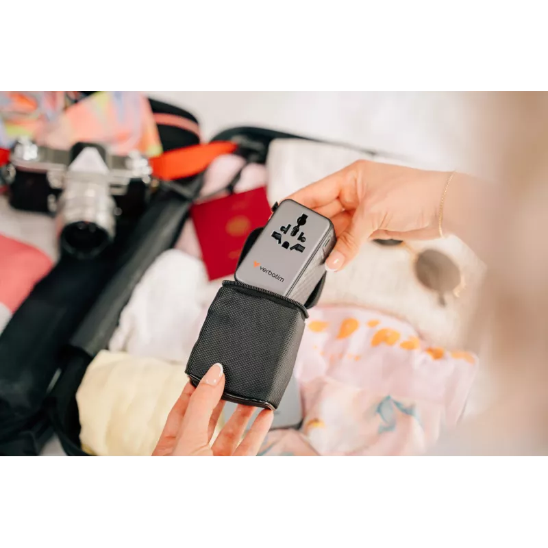 Verbatim Charge 'n' Travel 170W Universal-Reiseadapter Schwarz