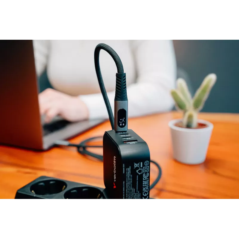 Verbatim Sync & Charge USB-C auf USB-C 240W 40 Gbit/s Anzeige 120 cm