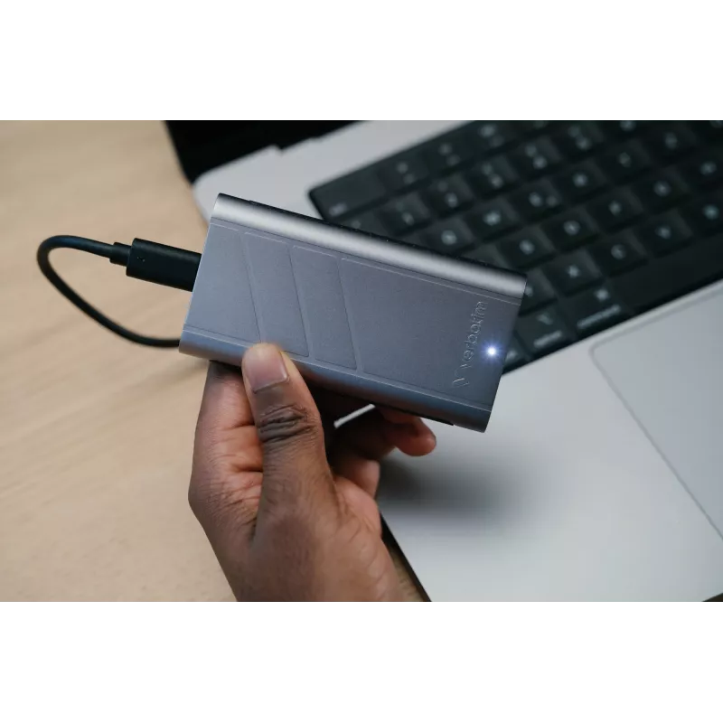 Verbatim TurboMetal SSD USB4 1TB USB Type-C USB4 Gen 2x2 Silber