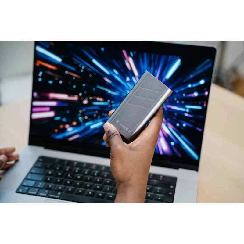 Verbatim TurboMetal SSD USB4 2TB USB Type-C USB4 Gen 2x2 Silber