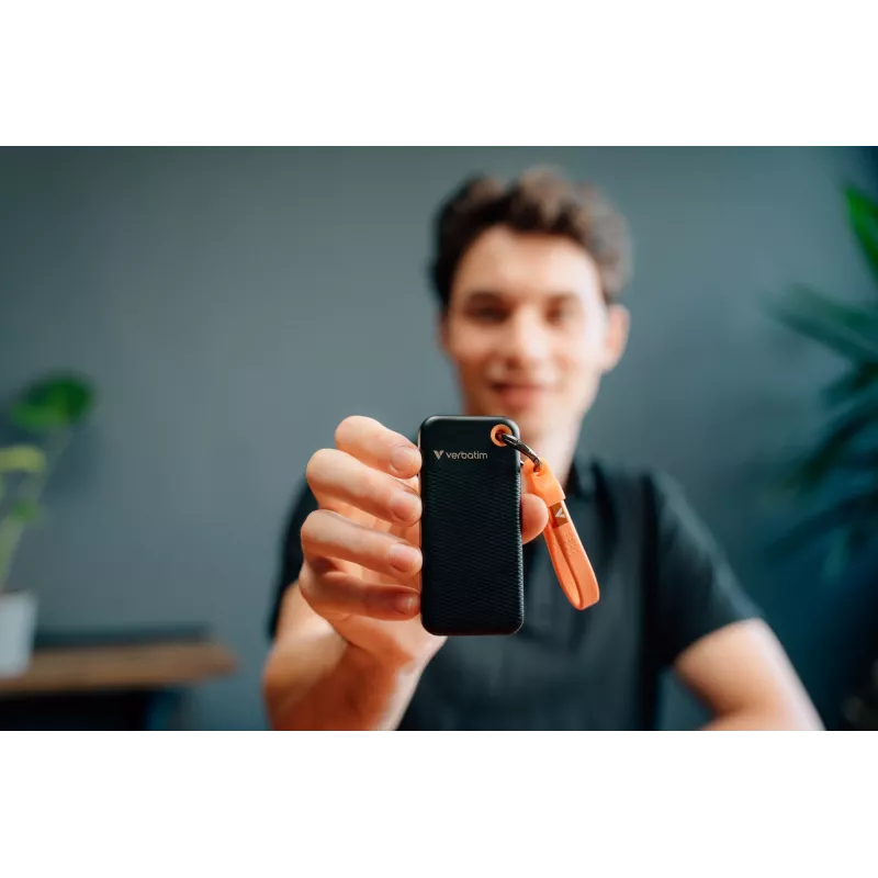 Verbatim Pocket SSD USB 3.2 Gen 2 1TB Schwarz/Orange, 1 TB, USB Type-C, 3.2 Gen 2 (3.1 Gen 2), 1000 MB/s, 10 Gbit/s, Schwarz, Orange