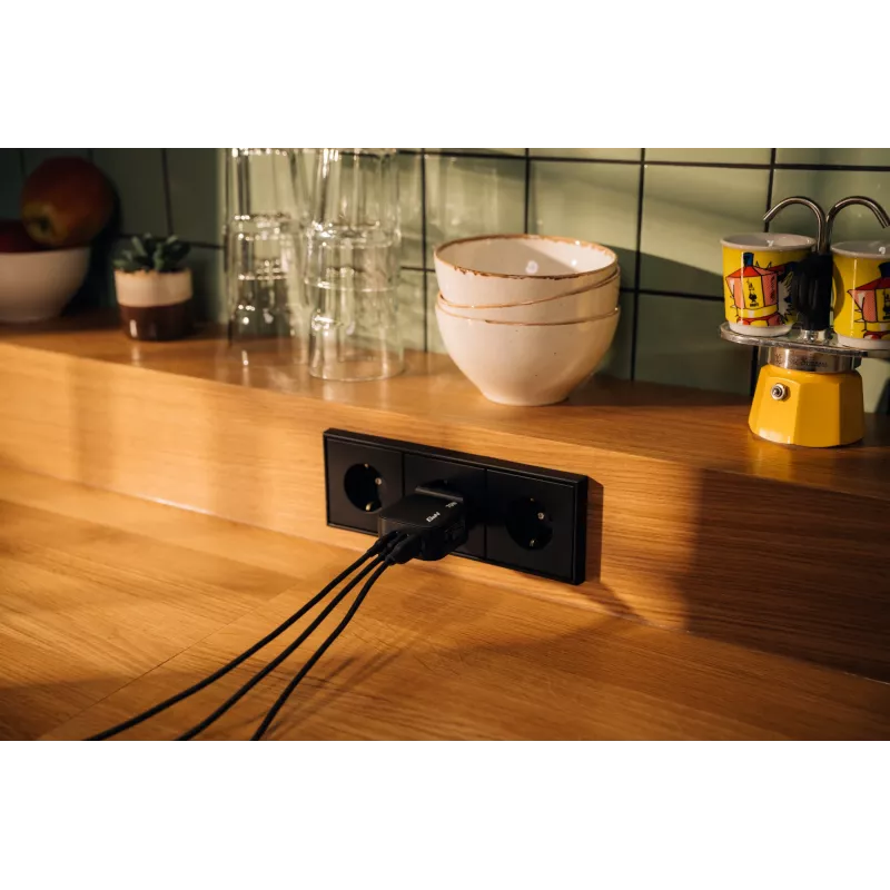 Verbatim Mini GaN Ladegerät 70W 3 Ports US-Stecker mit EU- und UK-Adaptern