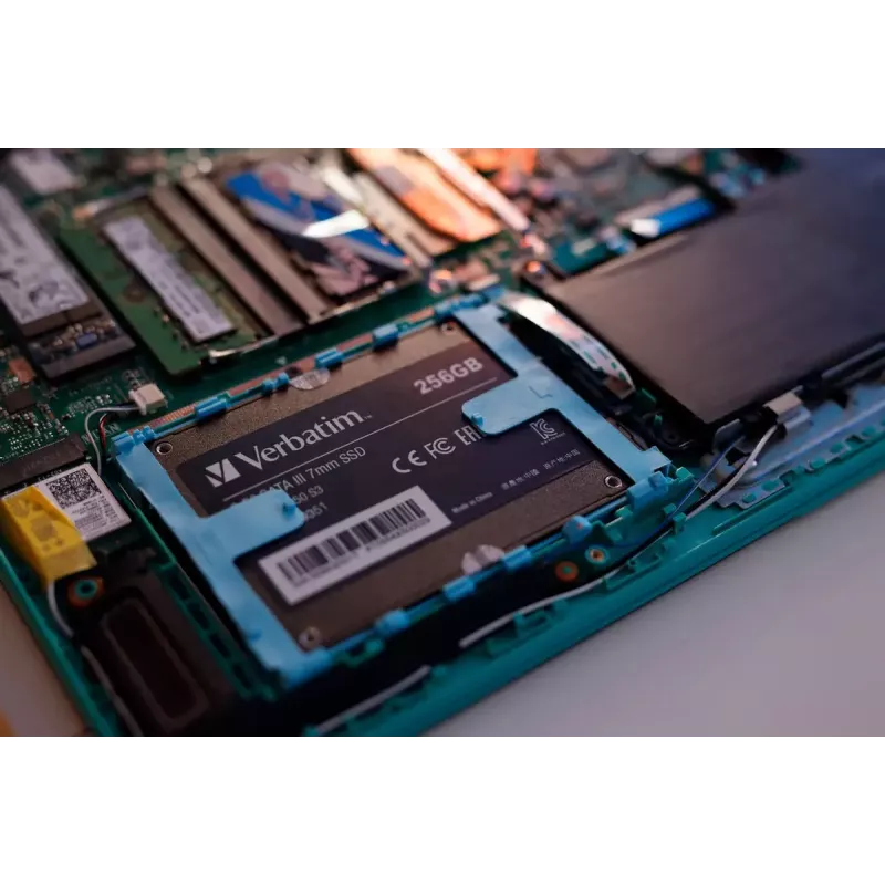 SSD-Festplatte Verbatim 256GB 2,5 Zoll SATA Vi550 S3