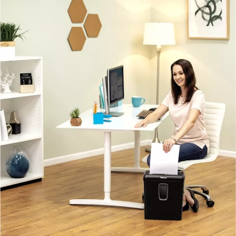 Fellowes Powershred P-30C Aktenvernichter Partikelschnitt 22 cm Schwarz