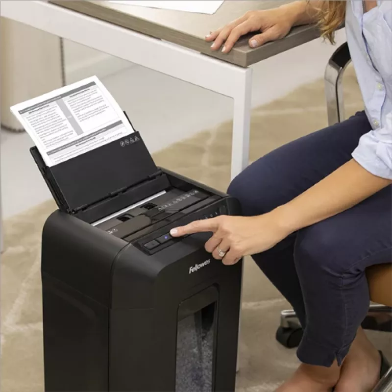 Fellowes AutoMax 90M Aktenvernichter Mikroschnitt Schwarz