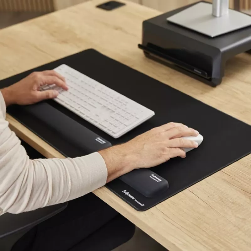 Fellowes Handballenauflage Breyta Palm Rest mit antibakteriellem Schutz ergonomische Handgelenkstütze Schwarz