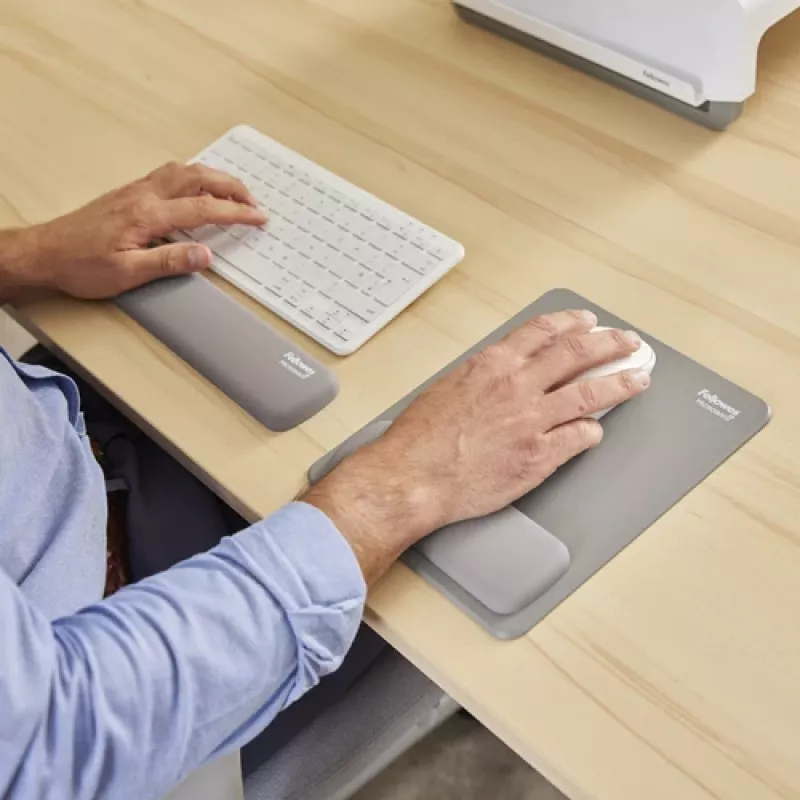 Fellowes Tastatur-Handballenauflage Breyta Kompakte Tastatur-Handballenstütze mit antibakteriellem Schutz Ergonomische Handballenstütze Grau