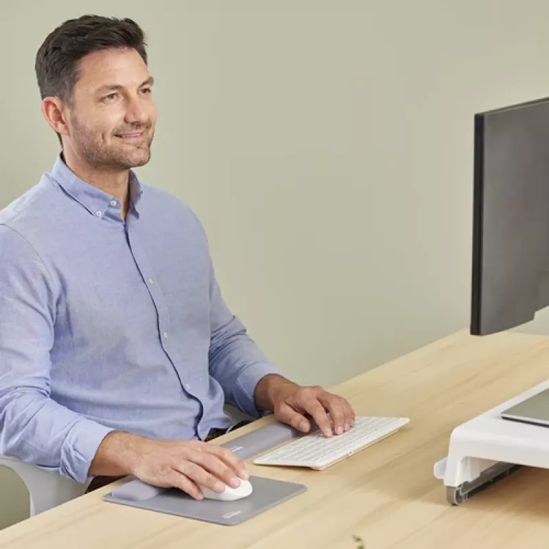 Fellowes Tastatur-Handballenauflage Breyta Kompakte Tastatur-Handballenstütze mit antibakteriellem Schutz Ergonomische Handballenstütze Grau