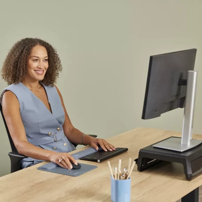 Fellowes Tastatur-Handballenauflage Breyta Compact Tastatur-Handballenstütze mit antibakteriellem Schutz Ergonomische Handballenstütze Marine