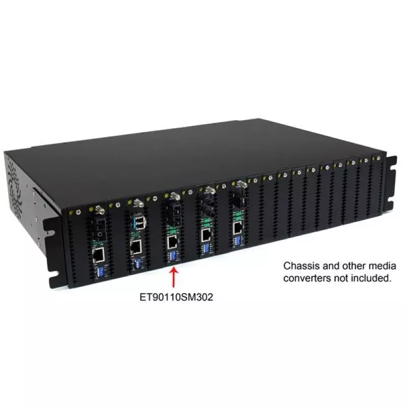 StarTech.com 10/100 Mbps Singlemode Glasfaser-Medienkonverter SC 30 km