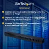 StarTech.com Vertikaler Kabelmanager mit Fingerschächten – 0U – 3 ft.