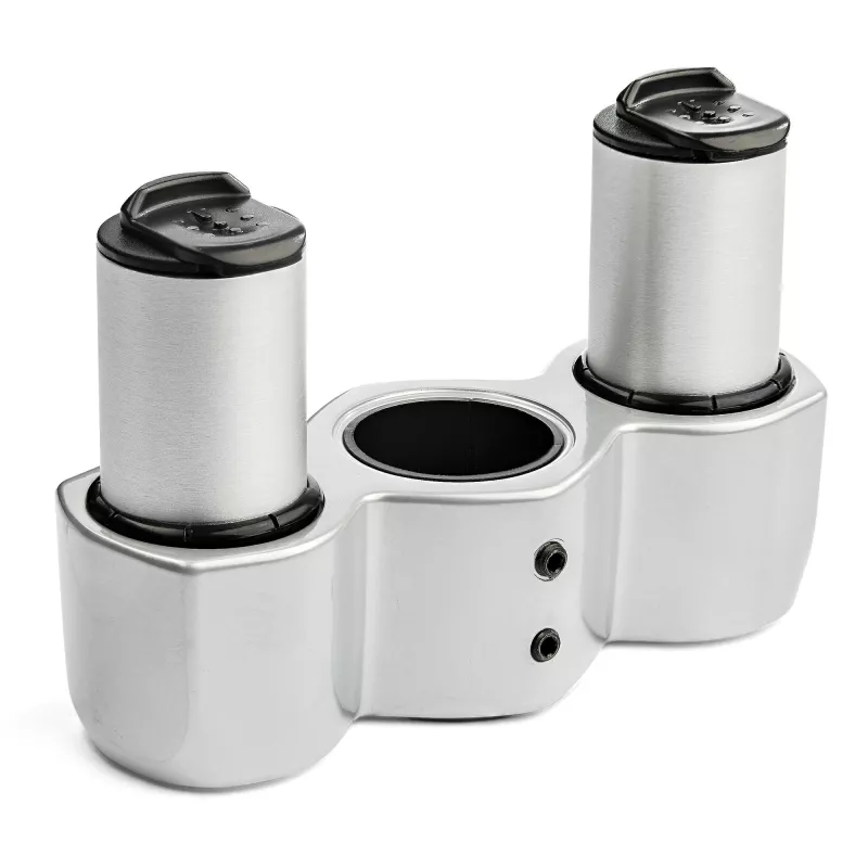 StarTech.com Tischhalterung Quad-Monitorarm – erstklassiger beweglicher 4 Monitor Halterung 2x2 bis 30 Zoll – ergonomische höhenverstellbare Mast-Montage – neigen/schwenken/rotieren – C-Klemme/Tischdurchführung – Silber
