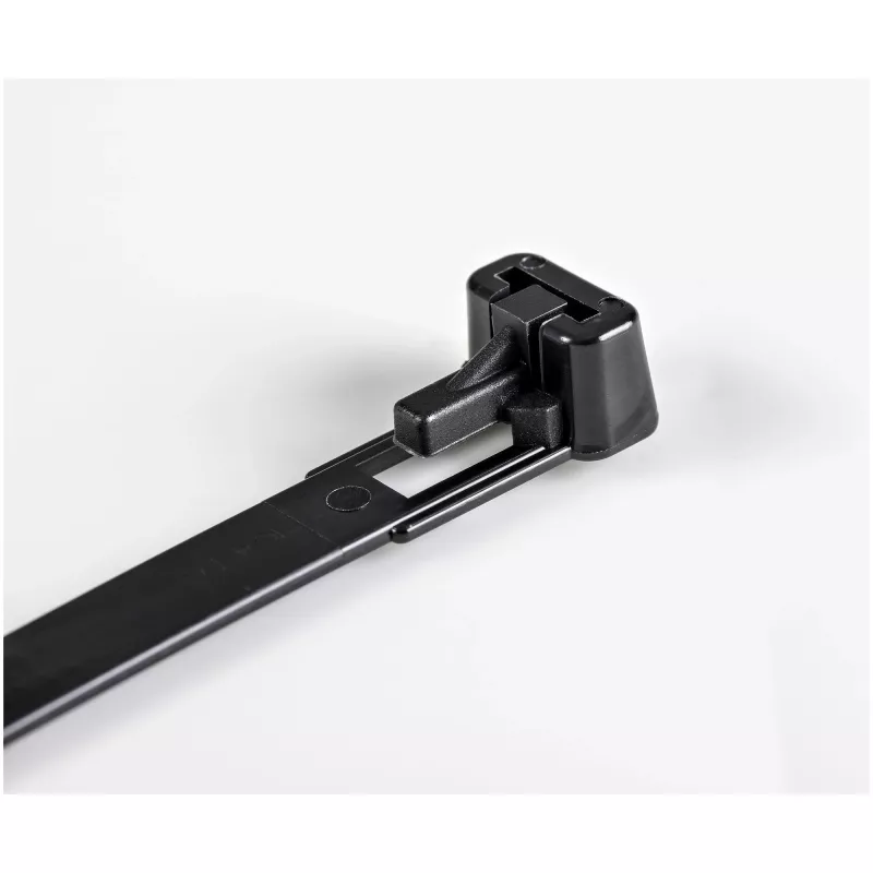 StarTech.com 10 Zoll (25cm) Wiederverwendbare Kabelbinder - 1/4 Zoll (7mm) breit, 2-1/2 Zoll (65mm) Bündeldurchmesser, 50lb (22kg) Zugfestigkeit, Lösbare Nylon-Kabelbinder, Innen-/Außenbereich, 94V-2/UL Gelistet, 100er Pack - Schwarz